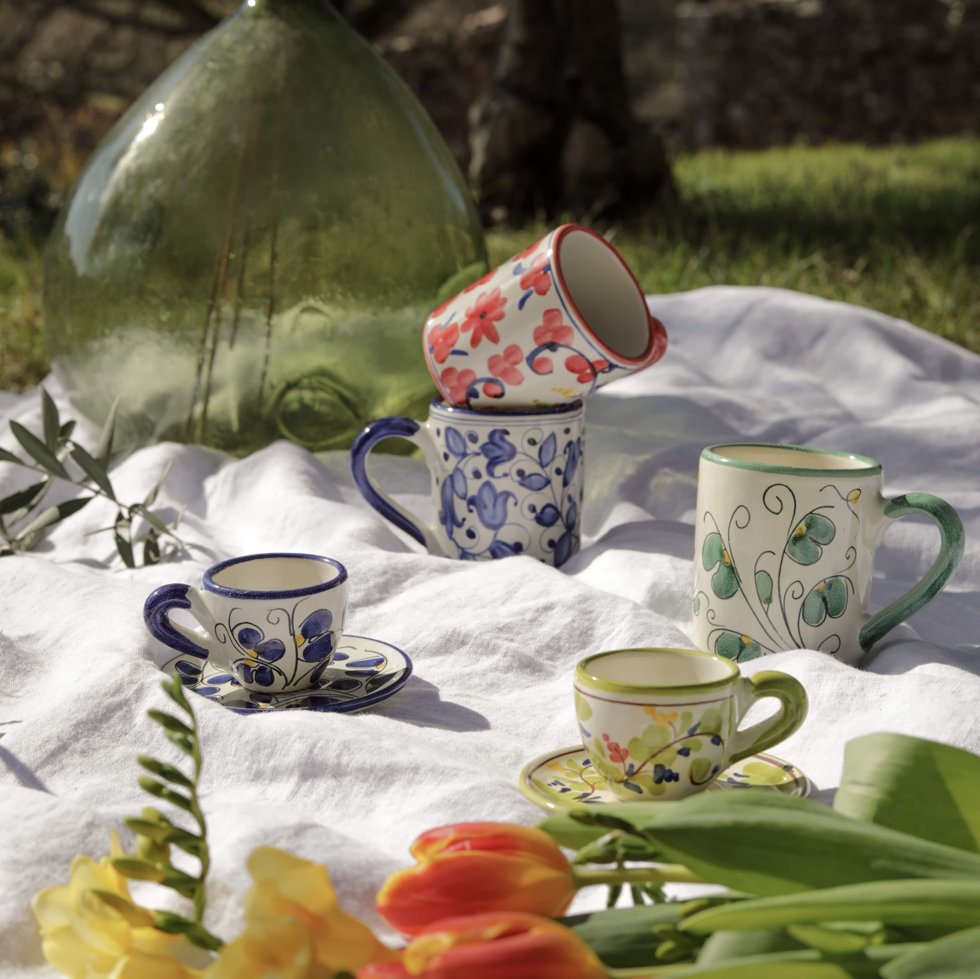 Mugs et tasses colorés en céramique italienne - Molleni