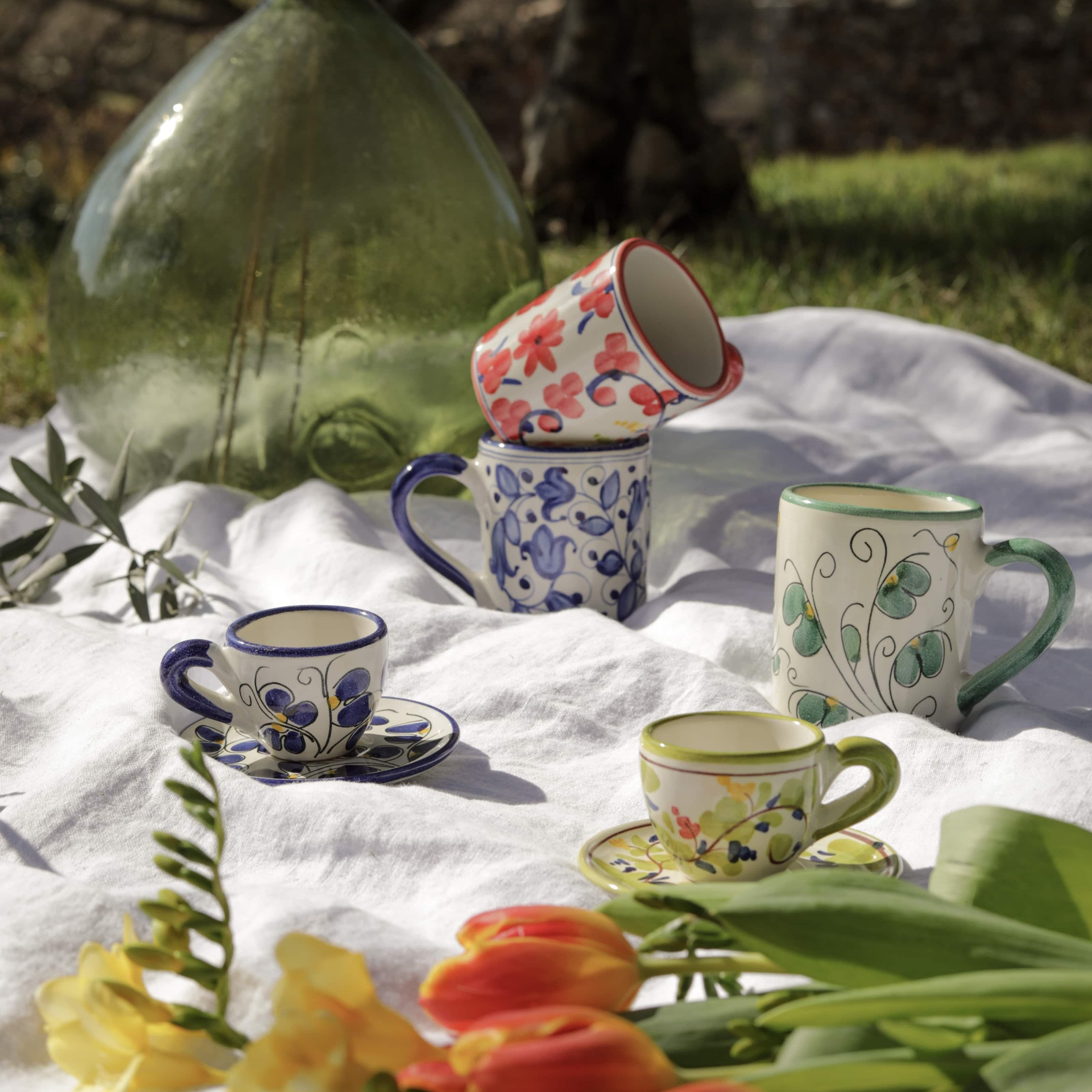 Mugs et tasses colorées en céramique italienne - Molleni