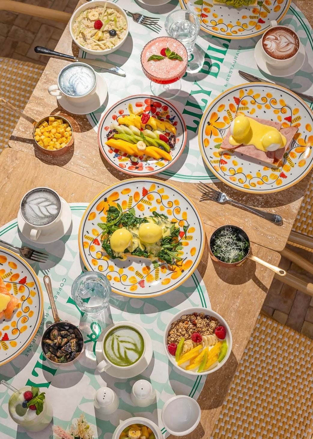 restaurant lily billy - vaisselle molleni